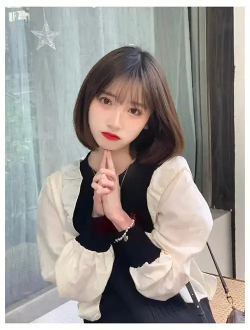 圆脸发型推荐女生初恋短发减龄显脸小发型