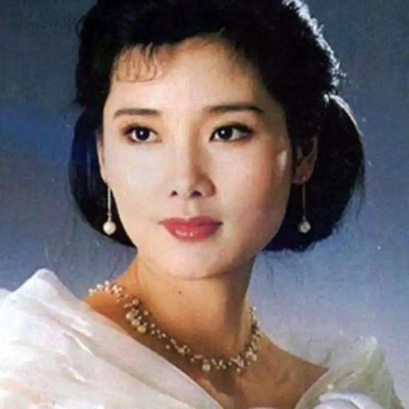 何赛飞荣获第36届中国电影金鸡奖最佳女主角 何赛飞凭借其在电影