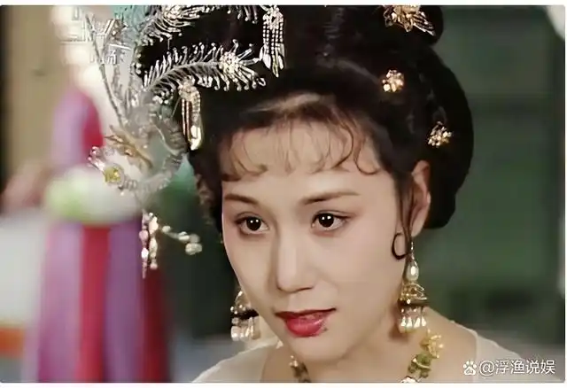 演员李建群:和大14岁导演同居27年没名分,无子女成她临终前遗憾