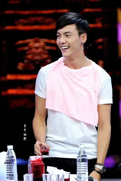 陈伟霆# 等等快本单人part.