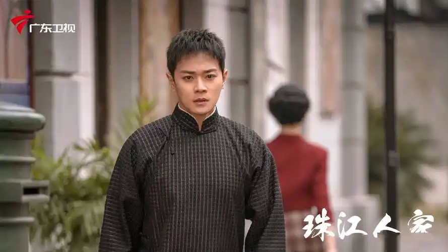 曹骏:《珠江人家》中初试粤剧演旦角,"是个不小的挑战"|专访_金慧荣_