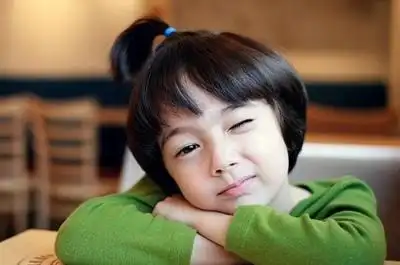 男童鸡冠发型怎么剪 男童发型怎样剪