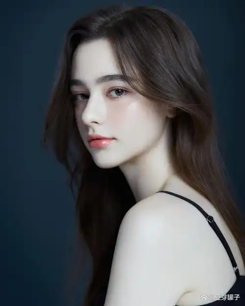 俄罗斯神颜!仙气精灵美少女达莎·塔兰,曾入选全球百大美女第4名