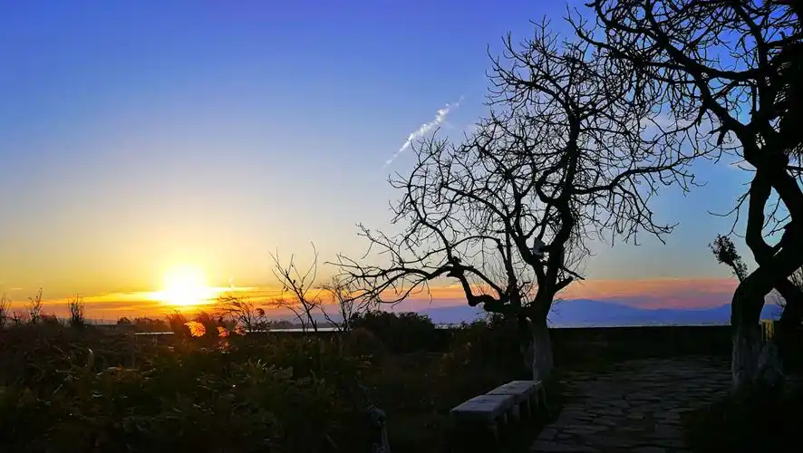 生活不仅仅是风景,还有诗和远方!