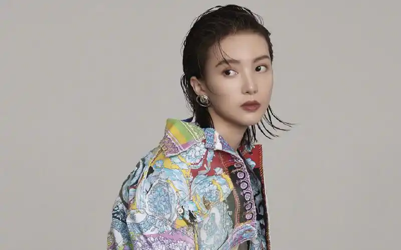 金晨成熟魅力写真图片桌面壁纸高清大图预览1920x1200_大陆明星下载