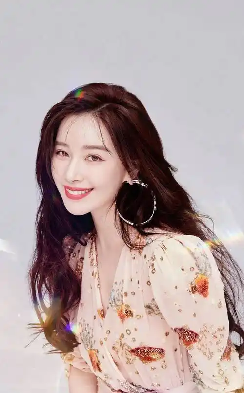 10版《红楼梦》女子超多 看李沁,徐璐,阚清子……美照高光时刻_蒋梦婕