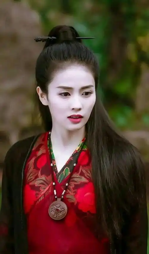 女星高马尾古装造型pk,英气颜值不输羡羡!