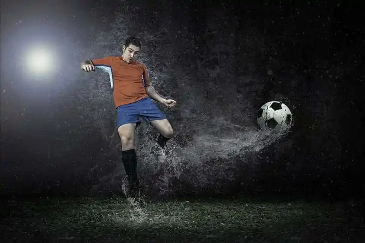 踢足球的人物运动员高清图片 - 素材中国16素材网
