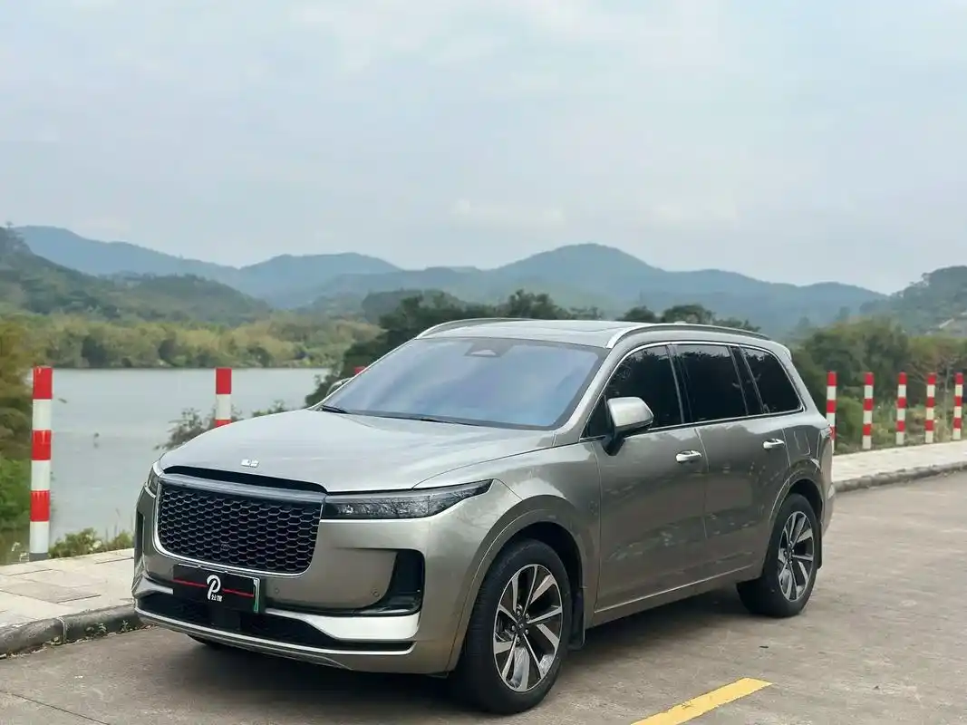 21款理想one 增程6座版 21年5月生产 纯电续航148 - 抖音