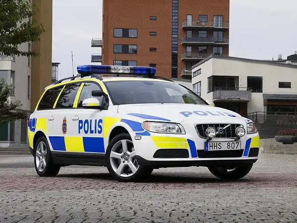 报告阿sir!volvo v70成为瑞典警务单位专用车