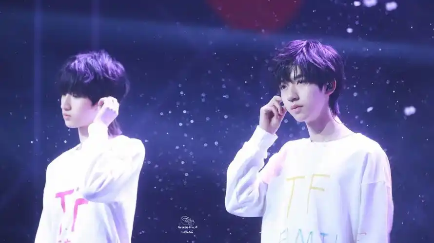 tf家族新年音乐会翔霖 cr 水印 - 堆糖,美图壁纸兴趣社区