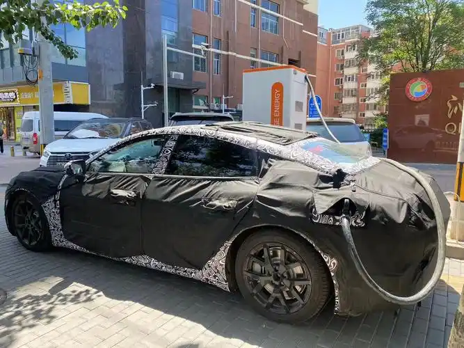 小米汽车最新谍照,外形神似昊铂gt