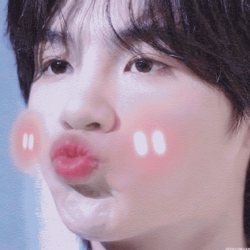 黄明昊# 黄明昊 justin hmh jst 贾富贵 小. 来自富贵富婆 - 微博