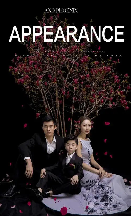 三口之家亲子照工笔画全家福主题任选