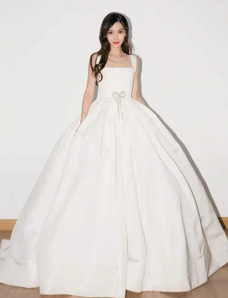 礼裙:reem acra, 妆发:春楠 , 造型:stationx_offi