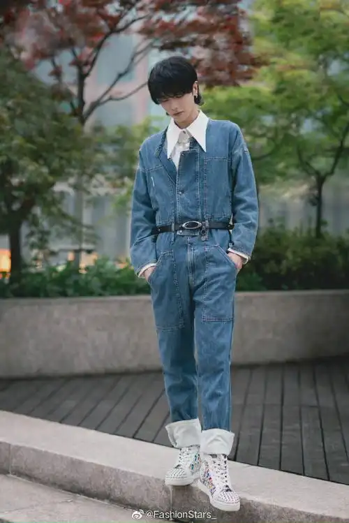 华晨宇牛仔工装连体裤