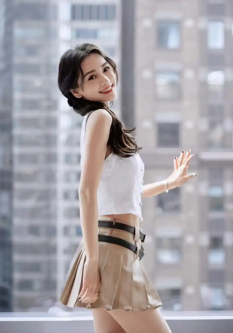 angelababy的腹肌# angelababy的腹肌好帅啊,姐姐美式热辣风随拍好戳