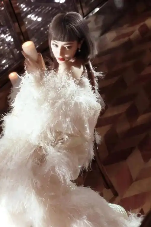 迪丽热巴近照2020迪丽热巴微博之夜2020