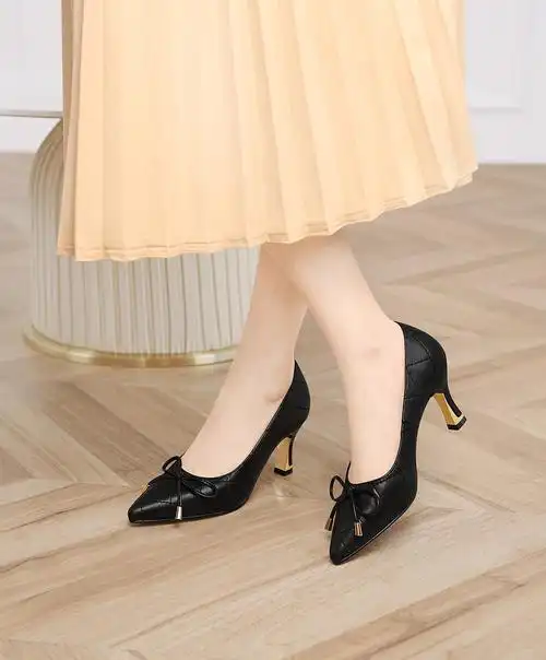 羊皮单鞋女软皮简约浅口细跟女鞋春秋职业休闲一脚蹬懒人高跟鞋女