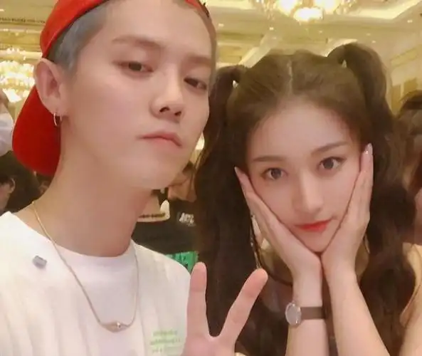 顶流李易峰嫖娼被抓实锤,吴亦凡至今还在踩缝纫机.