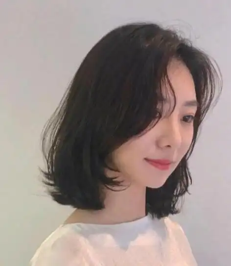 中短发大波浪发型,养眼又洋气的大波浪发型