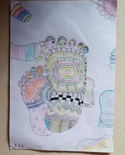 画~小小脚丫》 写美篇线描主要划分为:白描,速写,装饰线描,创意线描