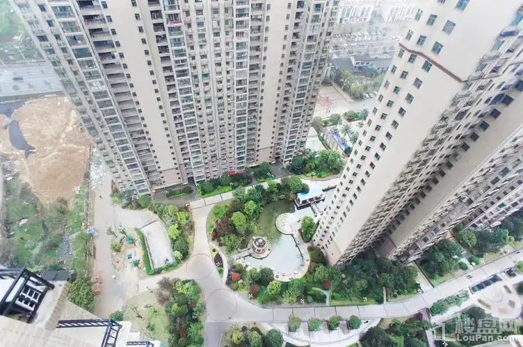 [克拉美丽山庄]营销中心正在升级,一期大户型现货待出售-长沙楼盘网