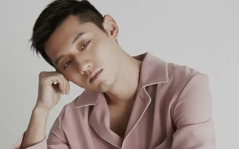 张继科杂志封面电脑高清桌面壁纸