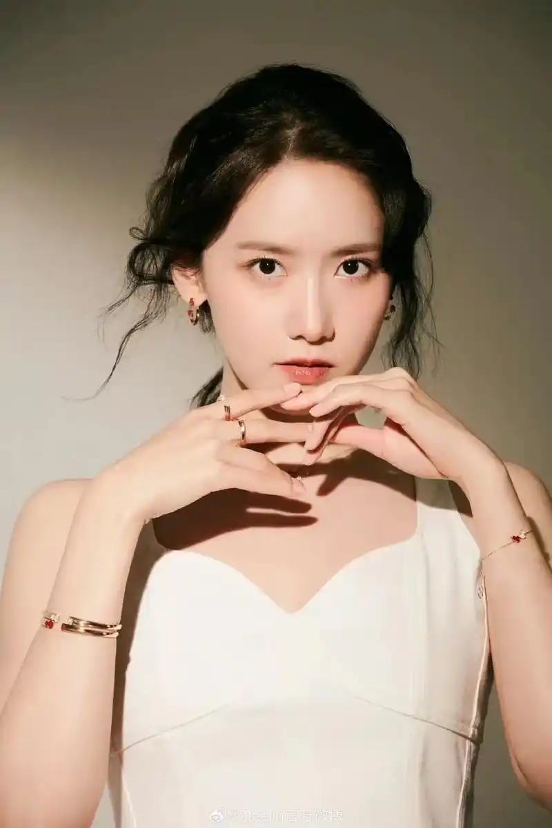 qeelin7015林允儿.#qeelin爱有回响# 追寻爱的旅 - 抖音