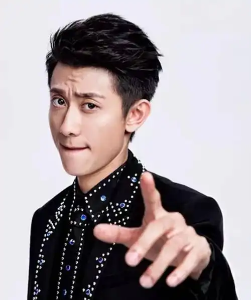 柒个我张一山七重人格发型每一个都是经典款