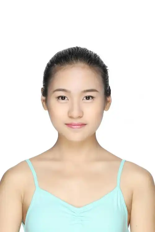 00-18:00 专业汇报及结业典礼 2017王思乐拉丁舞高考集训班学生证件照