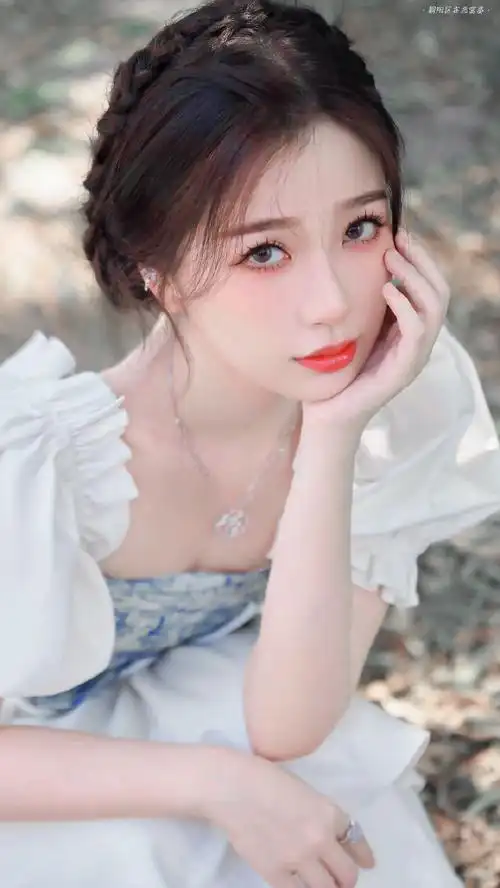 虞书欣公主风造型九宫格