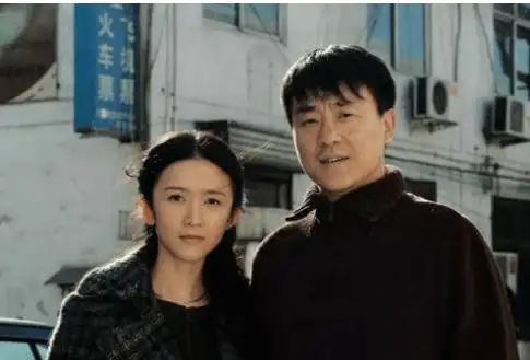 优秀演员何冰因一句大实话惹争议却揭开了娱乐圈真实现状