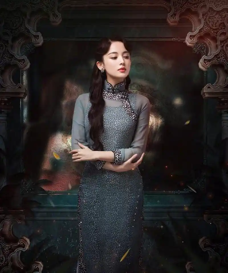 作为一部民国戏,古力娜扎首次尝试民国造型,身穿旗袍的她不愧是美人