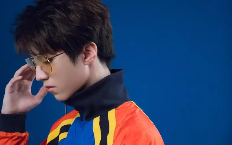 tfboys王俊凯最新帅气图片壁纸