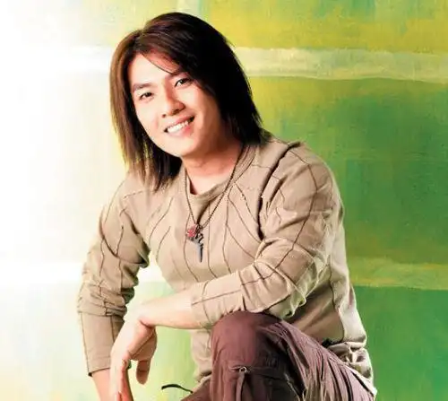 很少有年轻人能做这么长时间,不过阿杜是个例外.