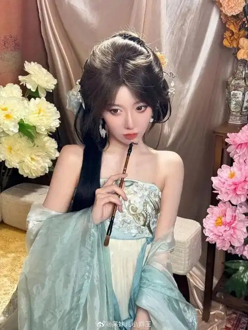 呆妹儿称与公会谈判后合约到期后不续约除非虎牙斗鱼合并