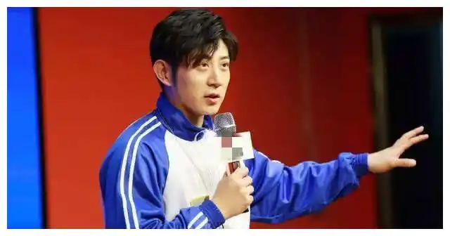 他和郭德纲姜昆同辈两进两出德云社自立门户今出书感谢郭德纲