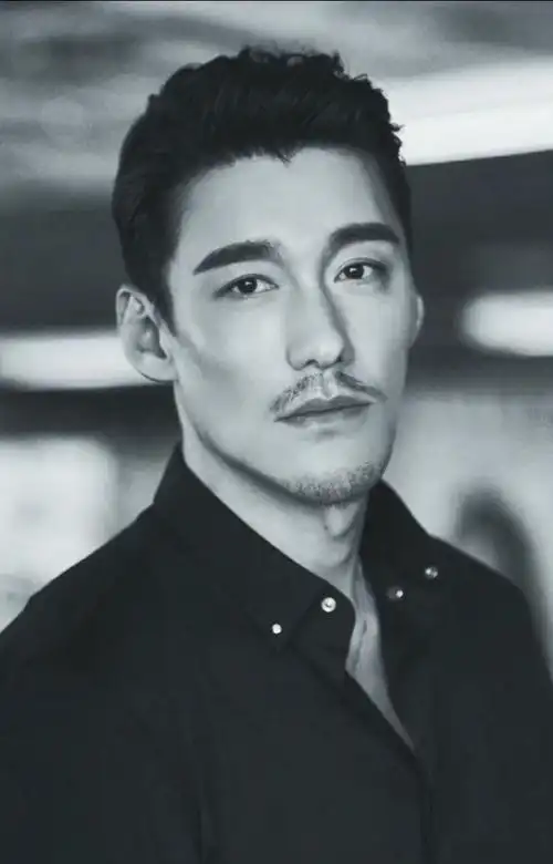 很帅的大叔一枚!#胡兵 鬼怪