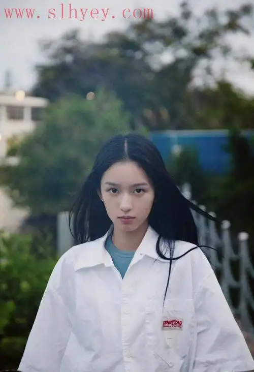 河南实验高中眼镜妹视频_河南实验中学眼镜1小时_河南实验中学眼镜妹