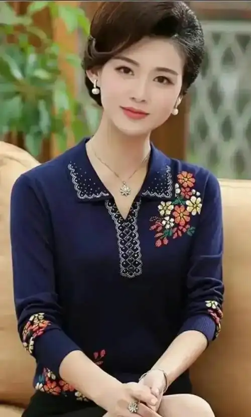 女人越安静,越显得高贵,越有优雅的气质