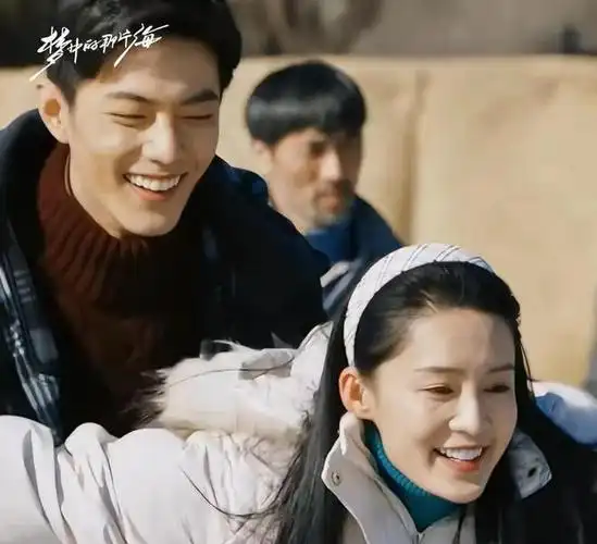 肖战鞠婧祎新剧同期开播,一部被吐槽,一部弄崩平台,差距了然|李沁