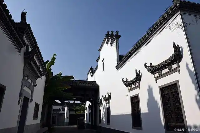 徽派建筑作为我国古建筑重要的流派之一,它的工艺特征和造型风格主要