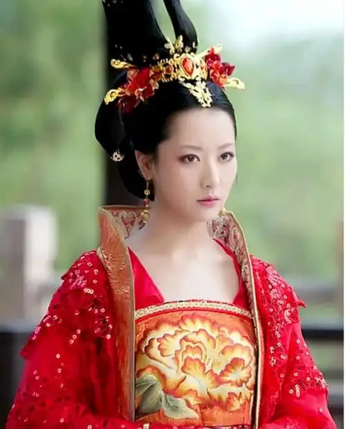 白冰的6大古装扮相你都见过吗?真是一个比一个惊艳,大爱这颜值