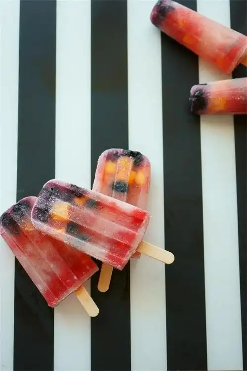 有哪些适合在家自制,相对健康的冰棍?-快乐美食网