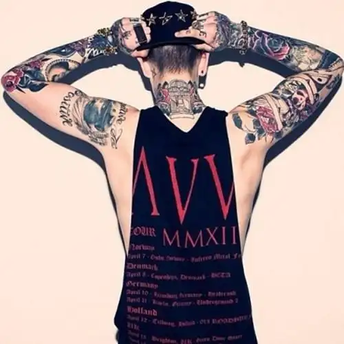 欧美个性潮男手臂纹身