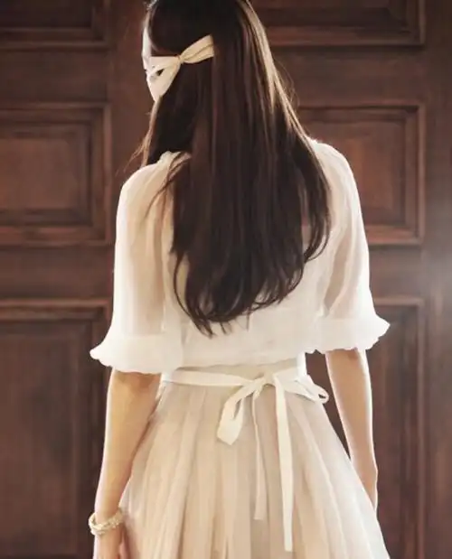 我从背影 看见你