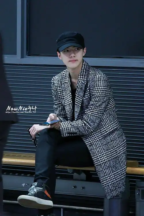 吴世勋机场 私服 sehun