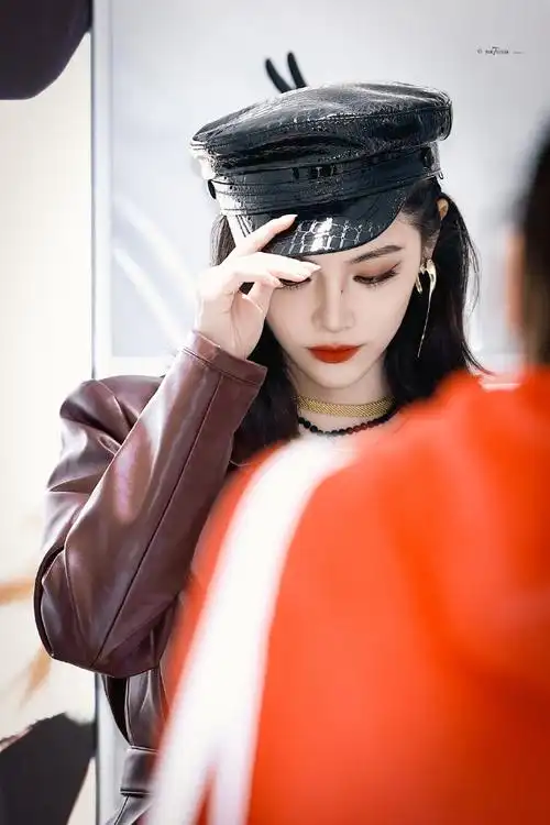 许佳琪的鼻梁痣##被许佳琪身上的姐感蛊到