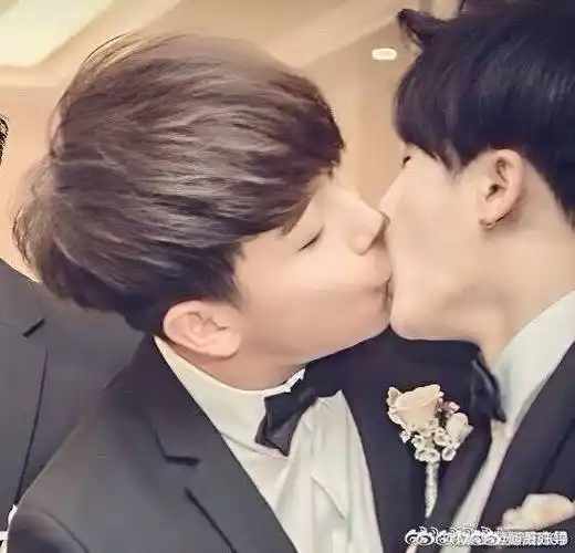 男同也不妨碍媚粉#檀健次评论区飘雪#闺蜜-mic赵泳鑫steelo;檀健次